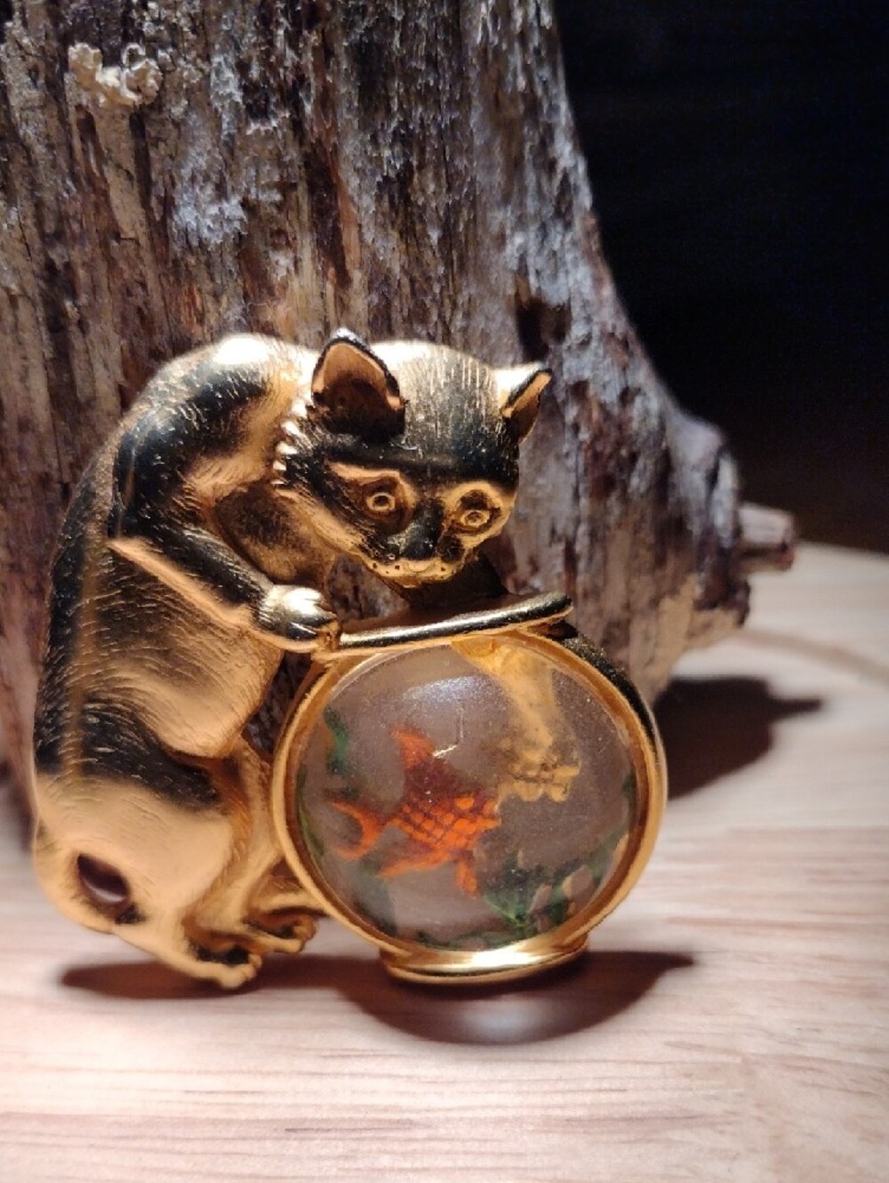 Gold Cat Brooch with Fishbowl Accent - Gold Tone Women’s Jewelry - Picture 7 of 8
